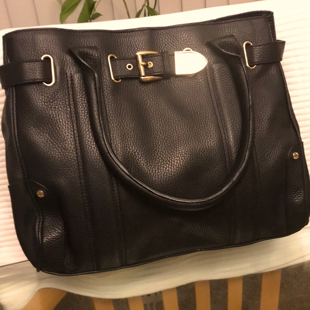 Charles David large leather handbag 👜